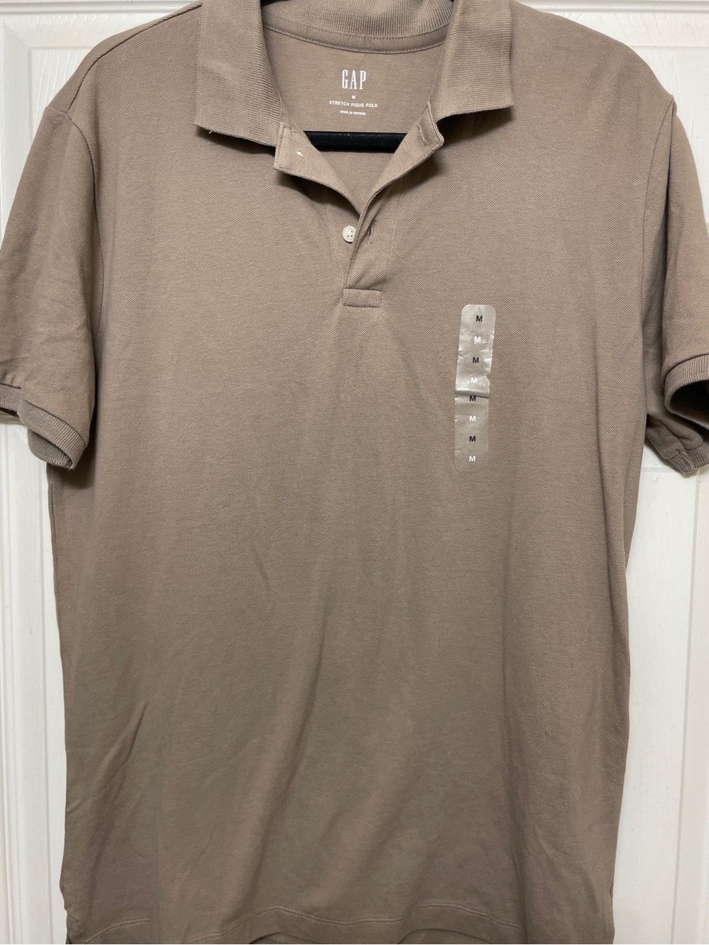 GAP Men's Short-Sleeve Polo in Taupe Brown